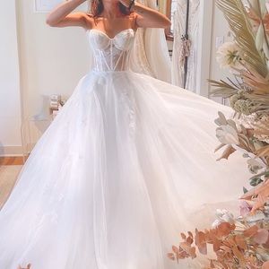 Brand New Never Worn Gala Ball Gown Wedding Dress